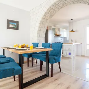 Apartman Ivica, Milohnići