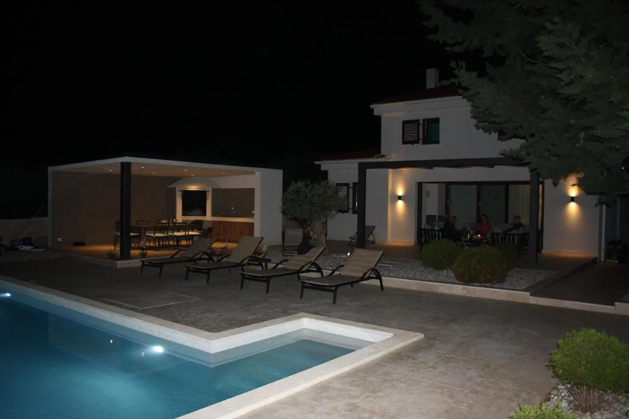 Villa Caprice - Krk Milohnici
